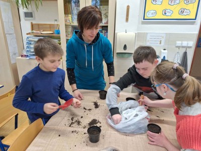 8f1dc876-b04c-4ad3-84de-8e3c9ccbd53b.jfif